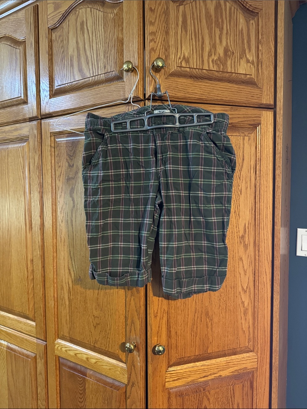 Plaid Flat-Front Women's Shorts in Dark Green